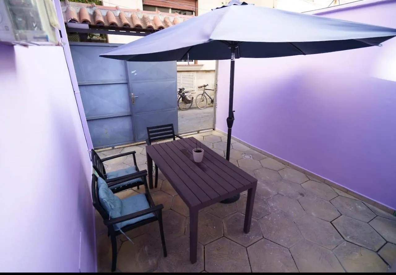 Brilant Studio Apartment City Center تيرانا ألبانيا