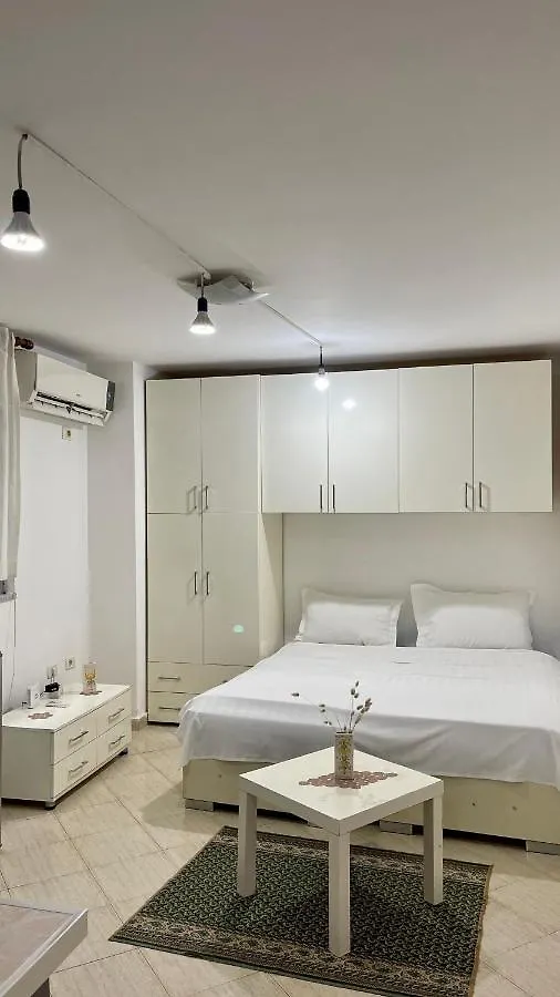 Brilant Studio Apartment City Center Tirana